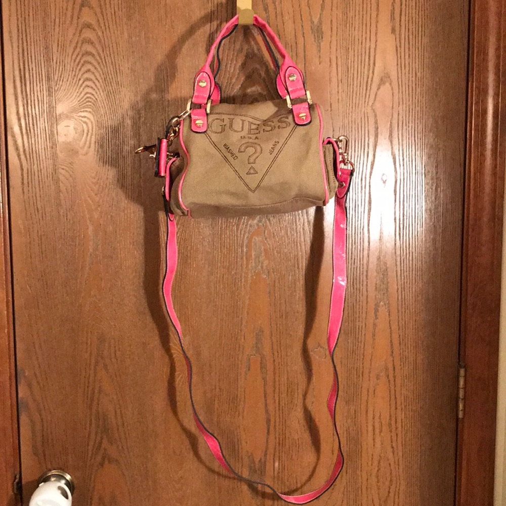 Guess purse - Picture 3 of 8